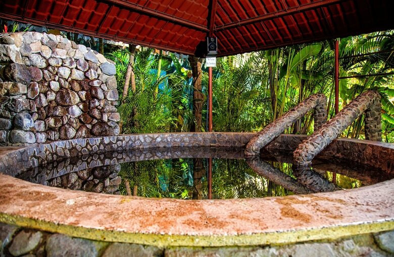 Regis Hotel & Spa