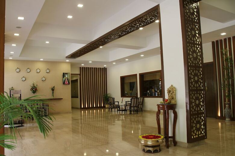 Hotel Ramanashree California Resort