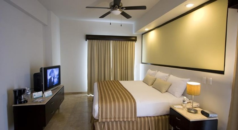 Coral Island Hotel & Spa