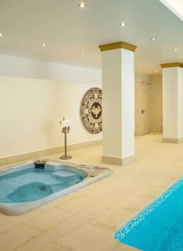 Theoxenia Palace Hotel