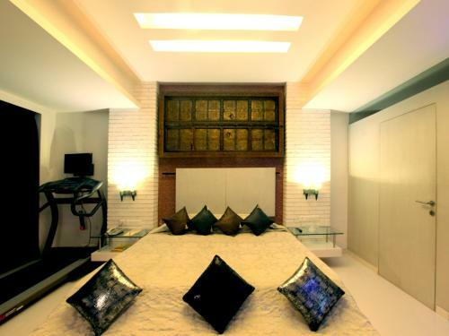 Hotel Peninsula Grand