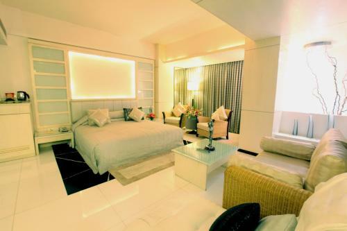 Hotel Peninsula Grand