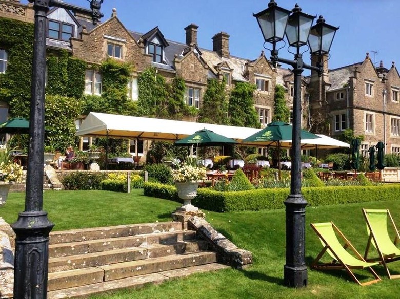 Hotel South Lodge