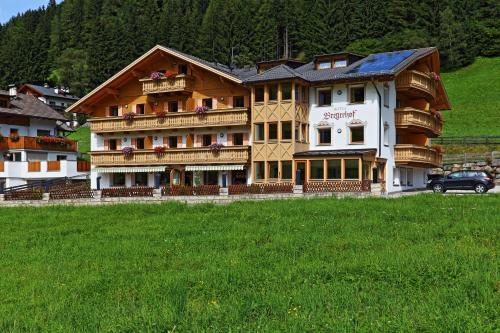 Almhotel Bergerhof