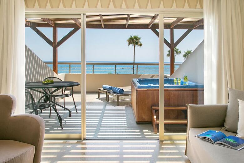 Hotel Atlantica Miramare Beach