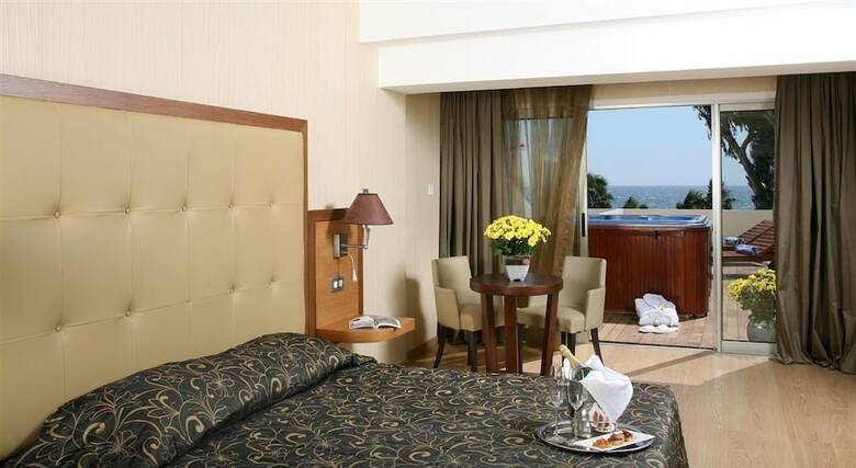 Hotel Atlantica Miramare Beach