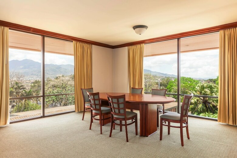 Hotel Wyndham San Jose Herradura