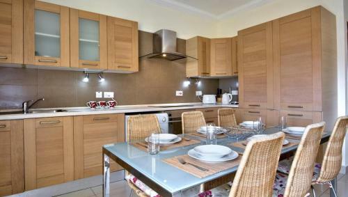 Apartamento Side Seaview Apt Sliema