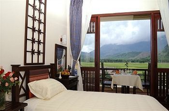 Hotel Mai Chau Lodge