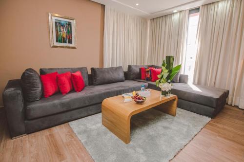 Down Town Hotel By Business & Leisure Hotels