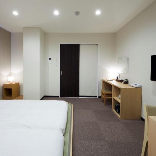 Hostal Rinn Shichijo Ohashi Bridge