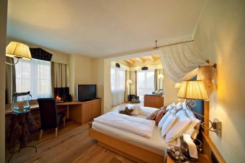 Hotel Albion Mountain Spa Resort Dolomites