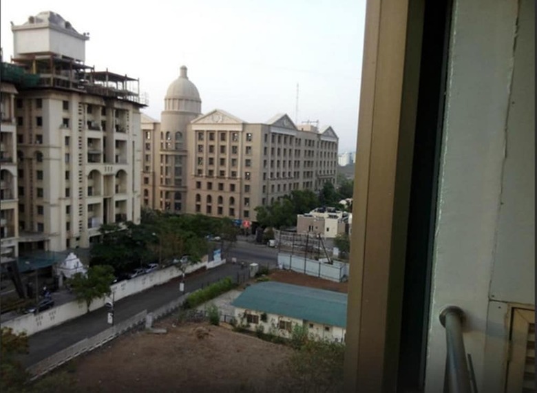 Hotel Royal Orchid Golden Suites