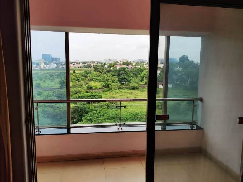Hotel Royal Orchid Golden Suites