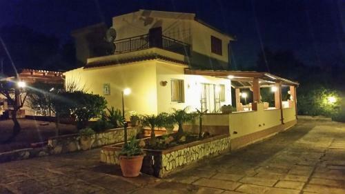 Villa Antonella Holiday House