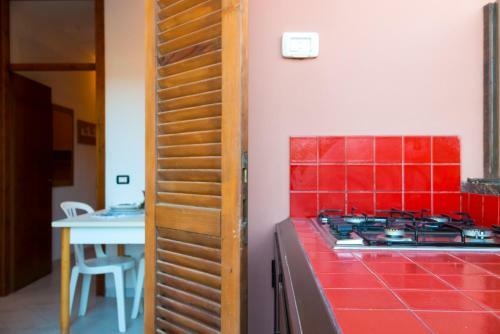 Camping Lacona Pineta