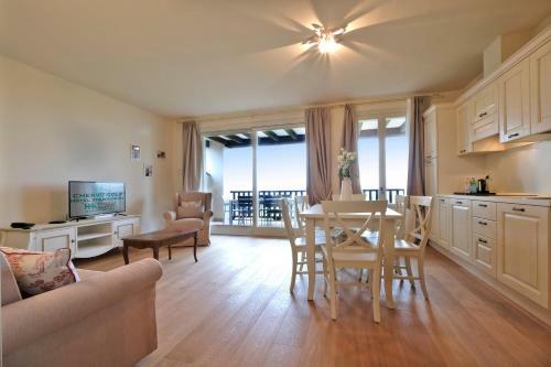 Garda Lake Cherv� Golf Apartments