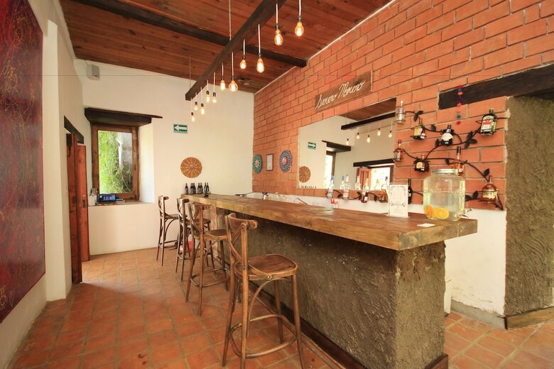 Sereno Art Hotel