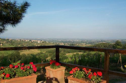 Villa Agriturismo Podere Giuncarelli
