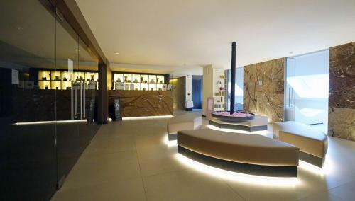 Alexander Charme Hotel