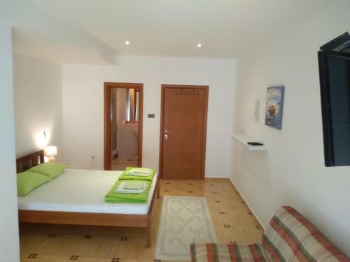 Apartments Villa ?u?uk