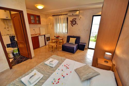 Cattaroom Apartments