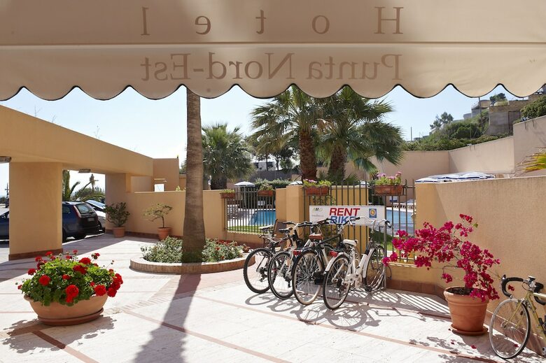 Hotel Punta Nord Est