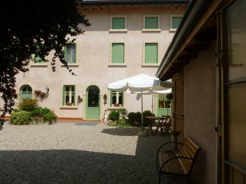 Bed & Breakfast Le Camere Di Virgilio