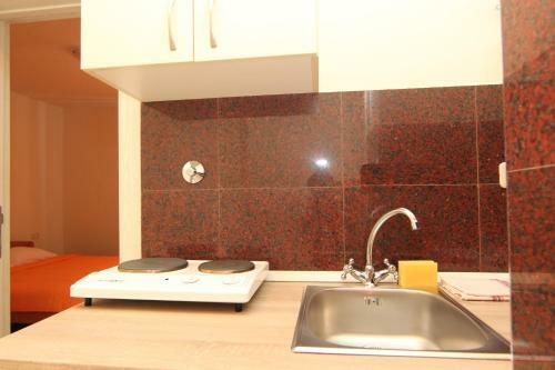 Hostal Guest House Dayana