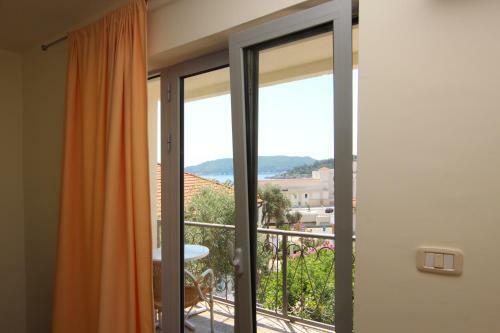 Hostal Guest House Dayana