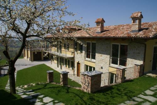 Agroturismo Bricco Torricella Residence