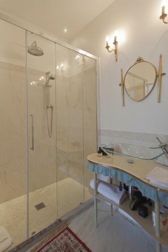 Hostal Piazza Venezia Le Camere