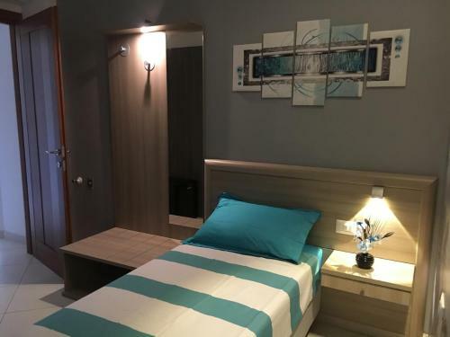 Hostal La Piazzetta Guest House