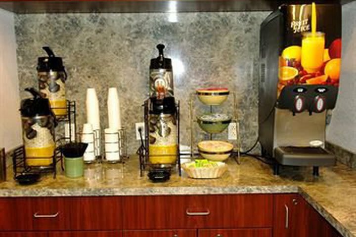Hotel Quality Inn & Suites