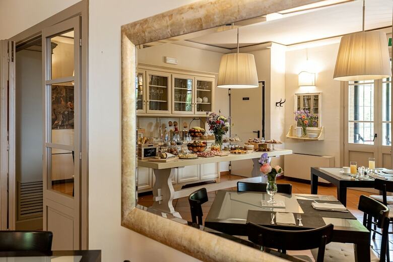 Si Montalcino Hotel & Restaurant