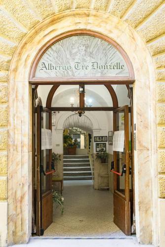 Hotel Albergo Tre Donzelle