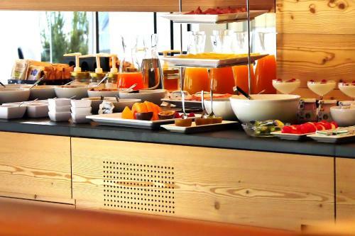 Hostal Garni Bed And Breakfast Broi
