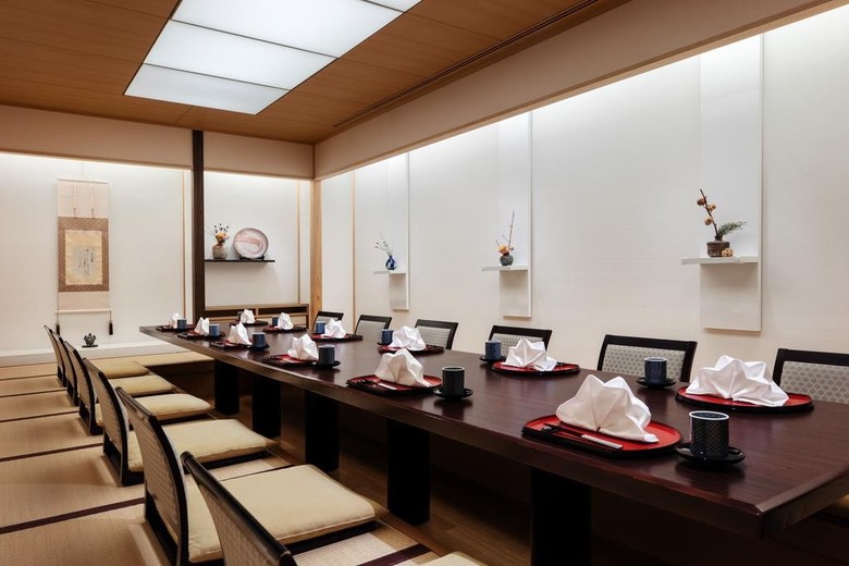 Courtyard By Marriott Tokyo Ginza Hotel