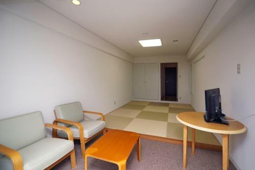 Aparthotel Tobi Hostel And Apartments