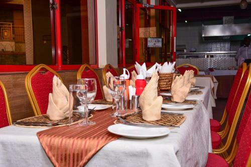 Bed & Breakfast Airport Seasons Hotel
