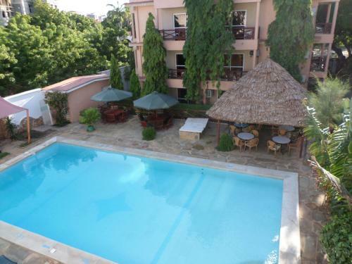 Hotel Pinebreeze Holiday Resort