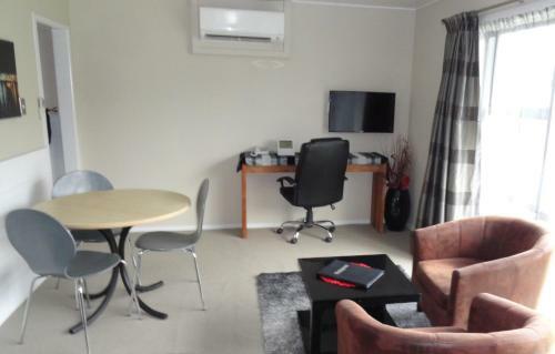 Aarburg Airport Motel