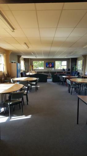 High Country Lodge, Motels & Backpackers