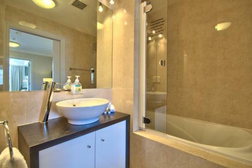 Private Apartments At The Beacon
