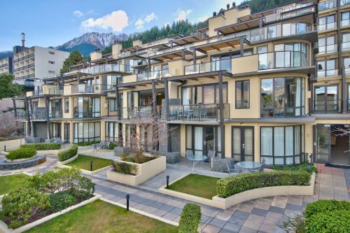 Private Apartments At The Beacon