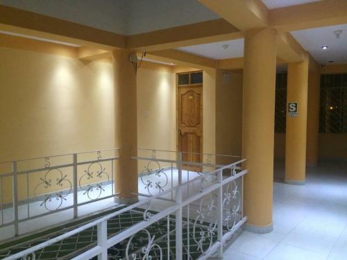Hotel Hostal Vicu�a