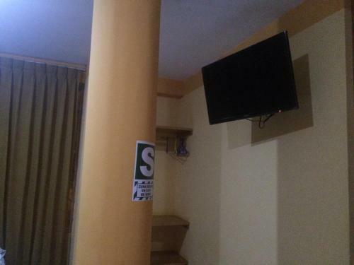 Hotel Hostal Vicu�a