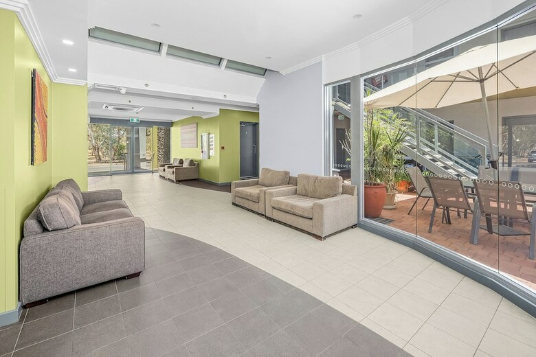 Stay At Alice Springs Hotel