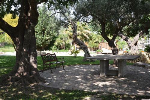 Bed & Breakfast Villa Giulia - Sicilian Luxury Garden
