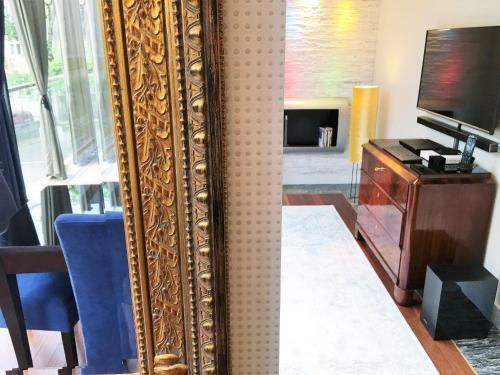 Luxury Apartments Mondrian Old Town